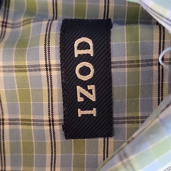 Mens IZOD medium dress shirt! Light blue with green and black stripes! - Picture 2 of 2